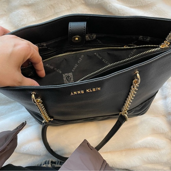 Anne Klein Black and Gold Work Tote Shoulder Bag Gold Chain Straps - Picture 3 of 6